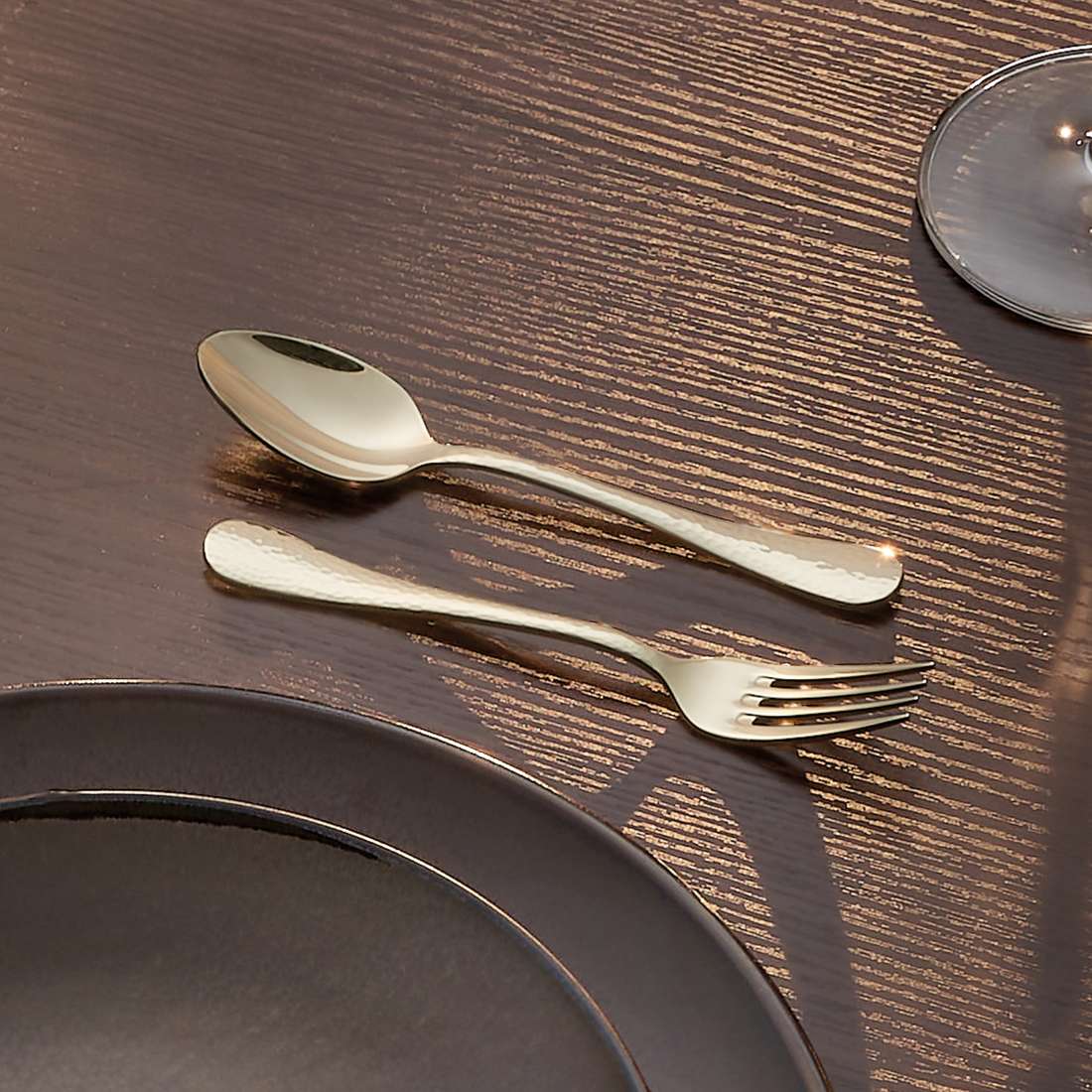 SIERRA cutlery set 30-piece PVD champagne