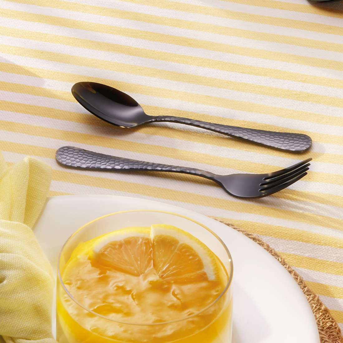 CRYSTAL cutlery set 30-piece PVD black