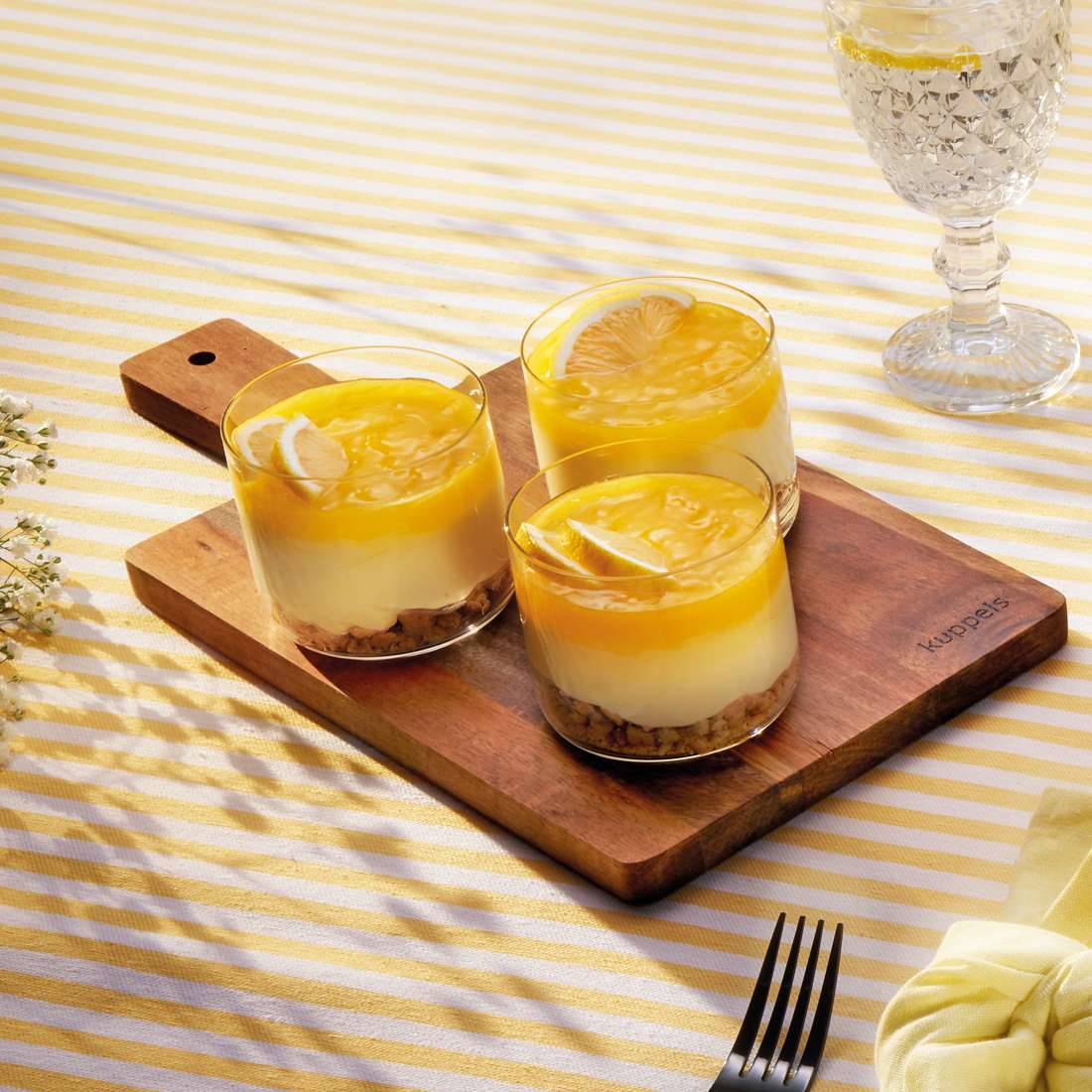 NICE 2-piece cutting board