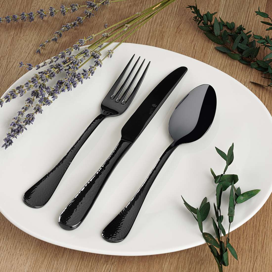 MONDO dinner knife full handle PVD black