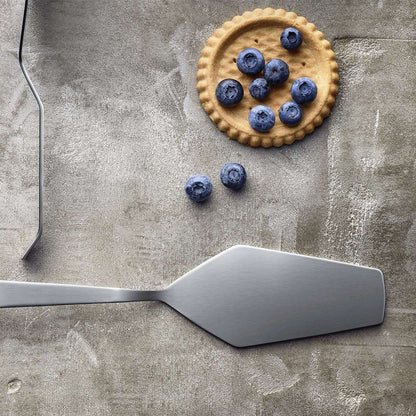 BUFFET SELECTION cake server