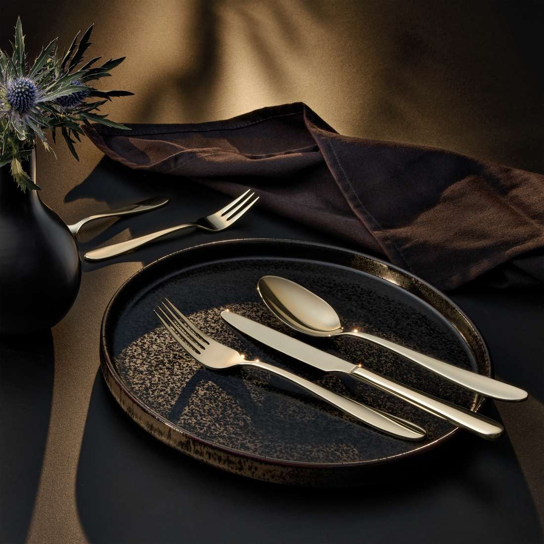 OXFORD cutlery set 24-piece PVD champagne