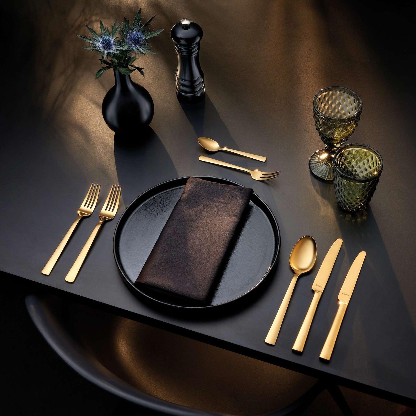 VENTURA cutlery set 24-piece PVD gold