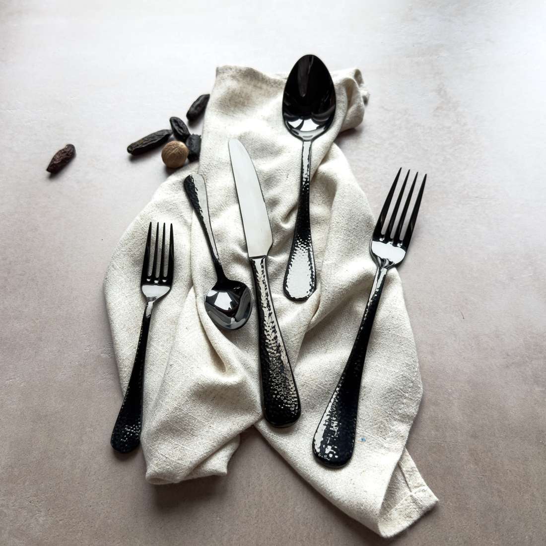 MONDO dinner spoon PVD black