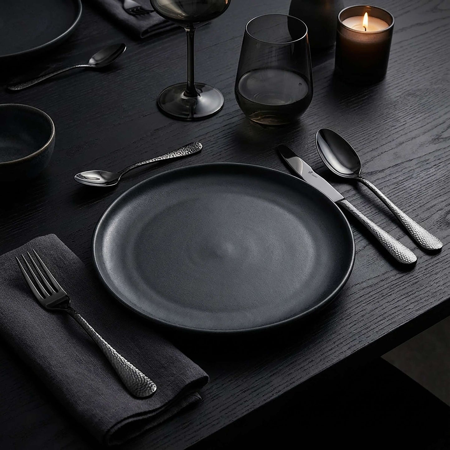 MONDO Besteckset 24-teilig PVD schwarz